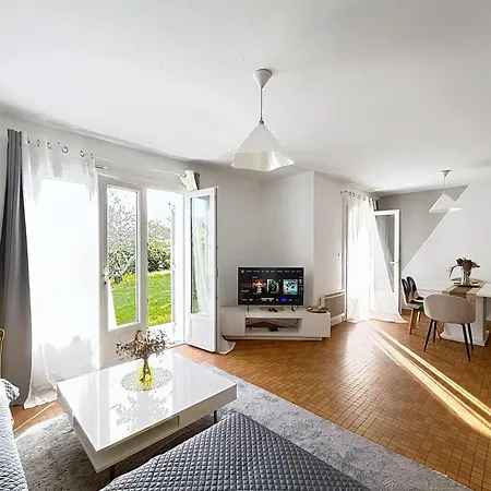 Maison Avec Jardin Dans Un Quartier Calme Au Coeur Du Blayais Prázdninový dům Etauliers